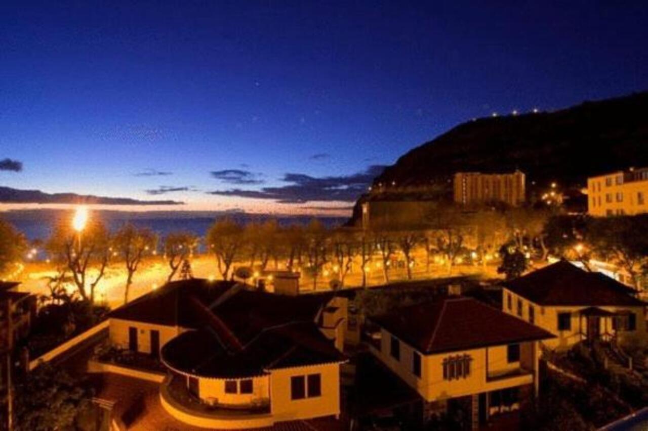 White Waters Hotel Machico  Exterior photo