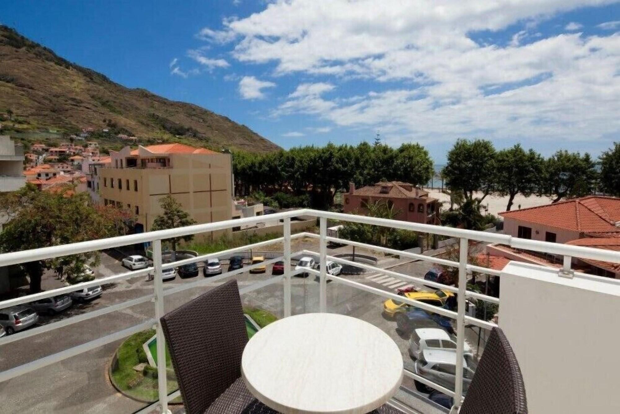 White Waters Hotel Machico  Exterior photo